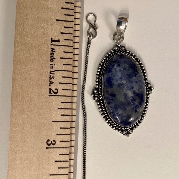 Sodalite Cabochon Pendant Necklace Silvertone 17” - Picture 9 of 9